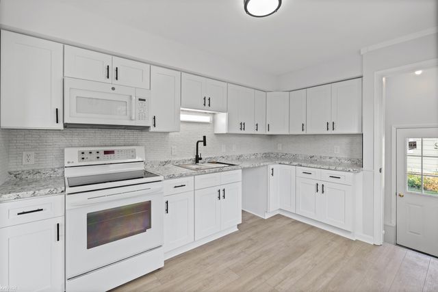 3922 Hogarth Avenue, Flint, MI 48532