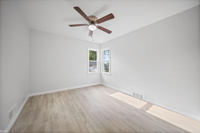 3922 Hogarth Avenue, Flint, MI 48532