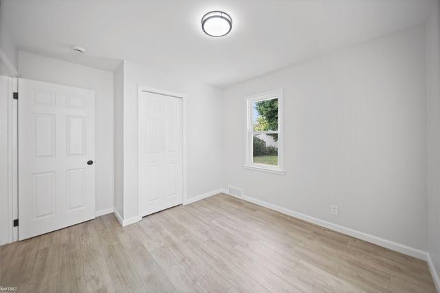 3922 Hogarth Avenue, Flint, MI 48532