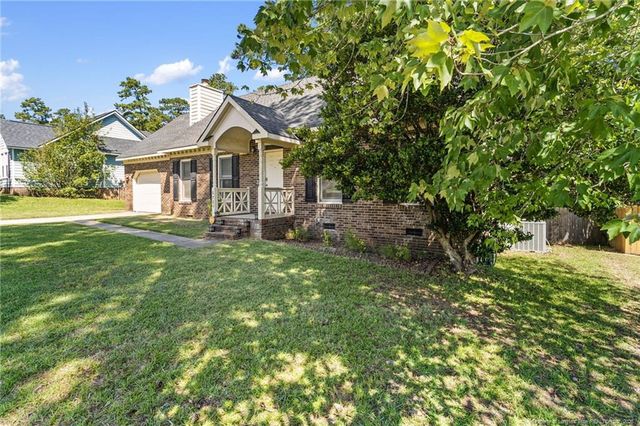 6780 Saint Julian Way, Fayetteville, NC 28314