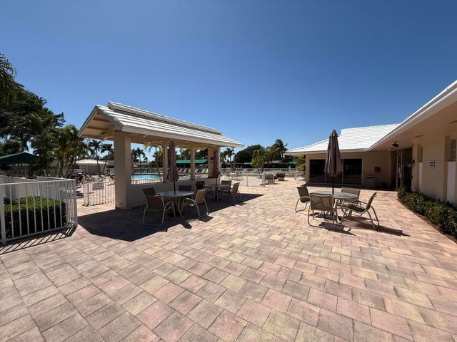 8540 Chevy Chase Drive 8540, Boca Raton, FL 33433