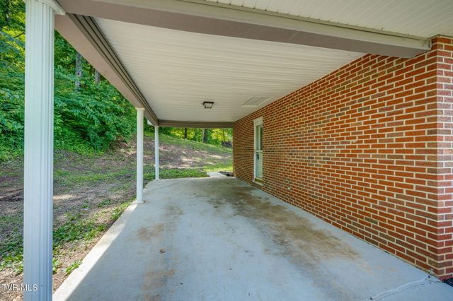 443 Kinkead Avenue, Church Hill, TN 37642