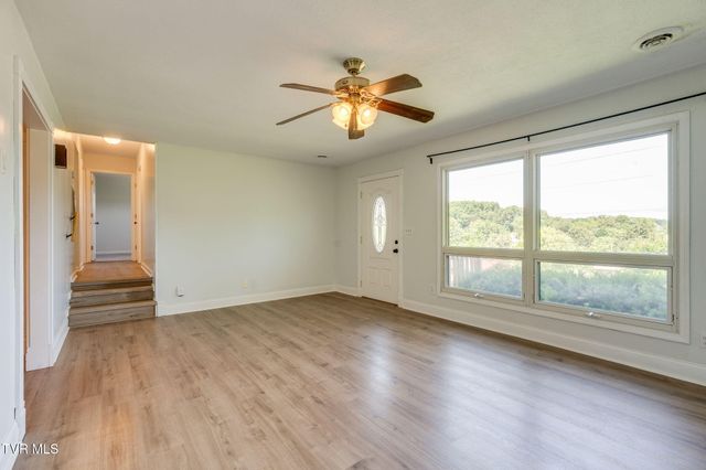443 Kinkead Avenue, Church Hill, TN 37642
