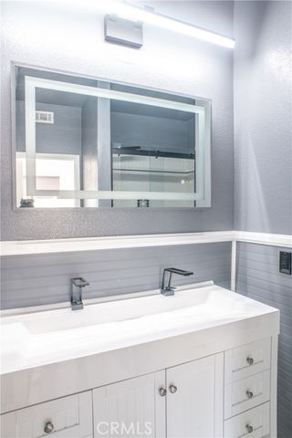 24825 Alexandra Court, Calabasas, CA 91302