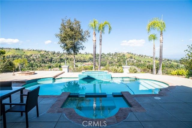 24825 Alexandra Court, Calabasas, CA 91302