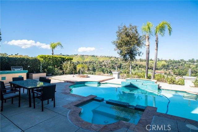 24825 Alexandra Court, Calabasas, CA 91302