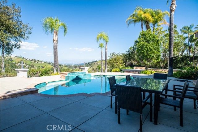 24825 Alexandra Court, Calabasas, CA 91302