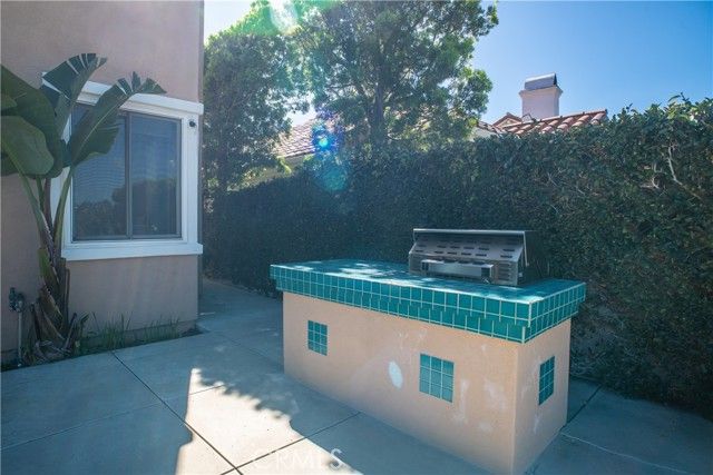 24825 Alexandra Court, Calabasas, CA 91302