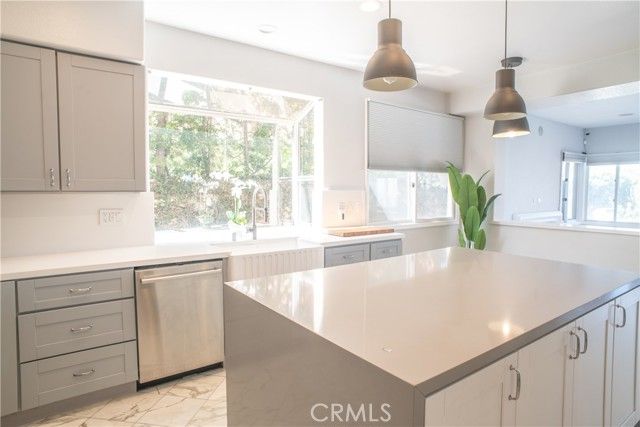 24825 Alexandra Court, Calabasas, CA 91302