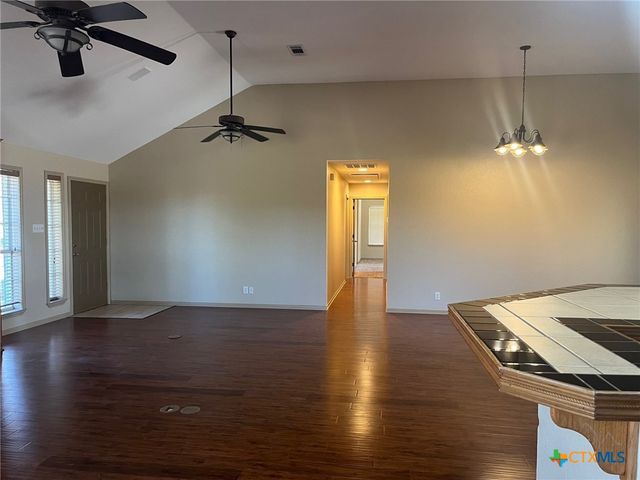 3076 County Road 1045, Lampasas, TX 76550