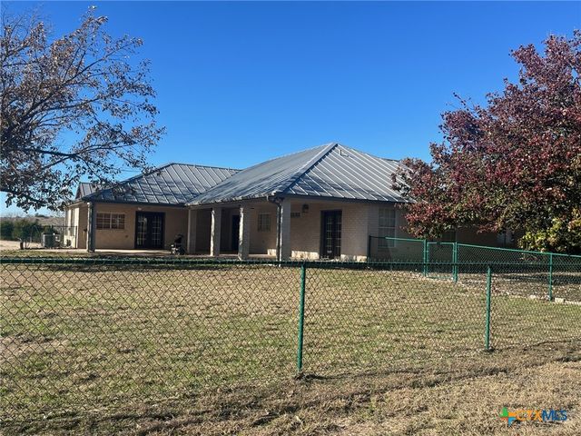 3076 County Road 1045, Lampasas, TX 76550