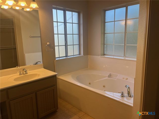 3076 County Road 1045, Lampasas, TX 76550