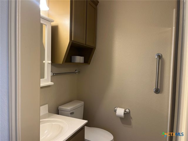 3076 County Road 1045, Lampasas, TX 76550