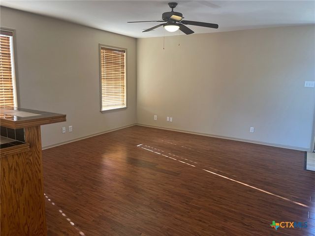 3076 County Road 1045, Lampasas, TX 76550