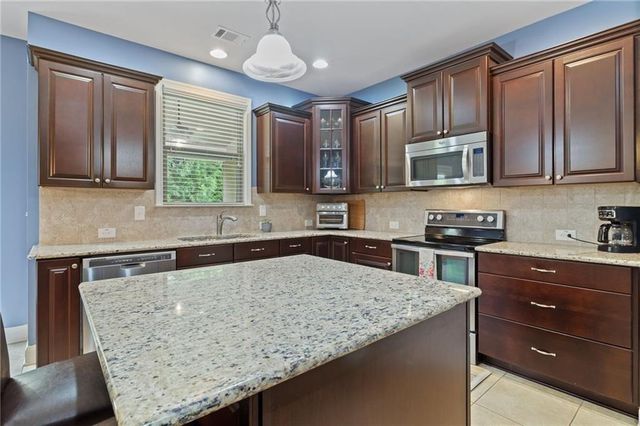 341 Spotted Ridge Circle, Woodstock, GA 30188