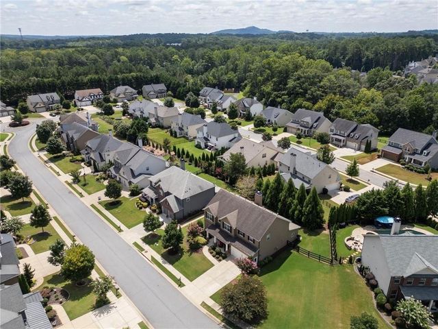341 Spotted Ridge Circle, Woodstock, GA 30188