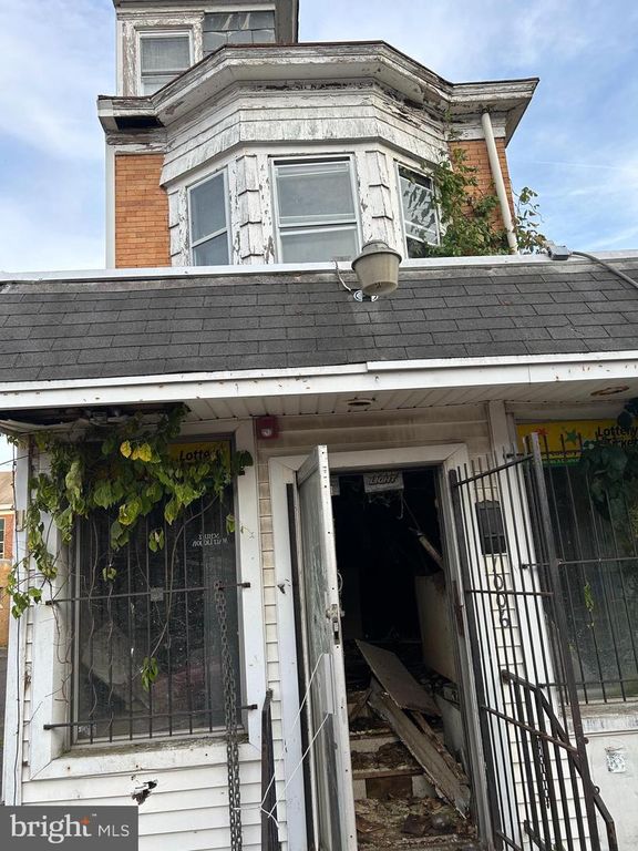 1006 MARTIN LUTHER KING JR BLVD, Trenton, NJ 08638