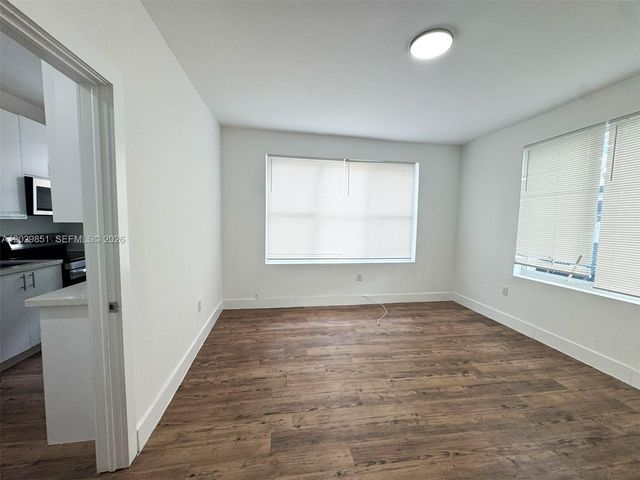 321 SW 9th Ave 4, Miami, FL 33130