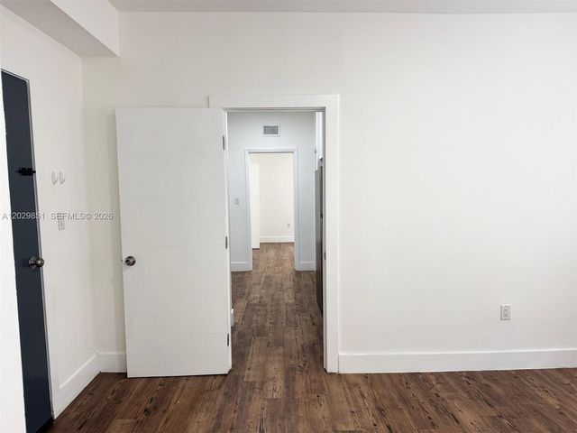 321 SW 9th Ave 4, Miami, FL 33130