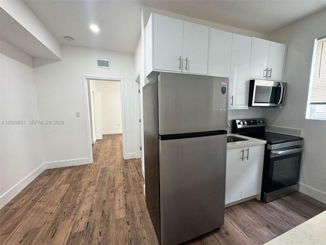 321 SW 9th Ave 4, Miami, FL 33130