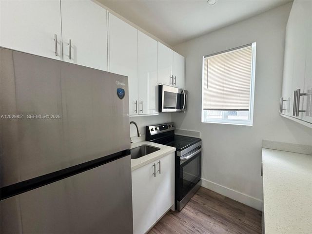 321 SW 9th Ave 4, Miami, FL 33130