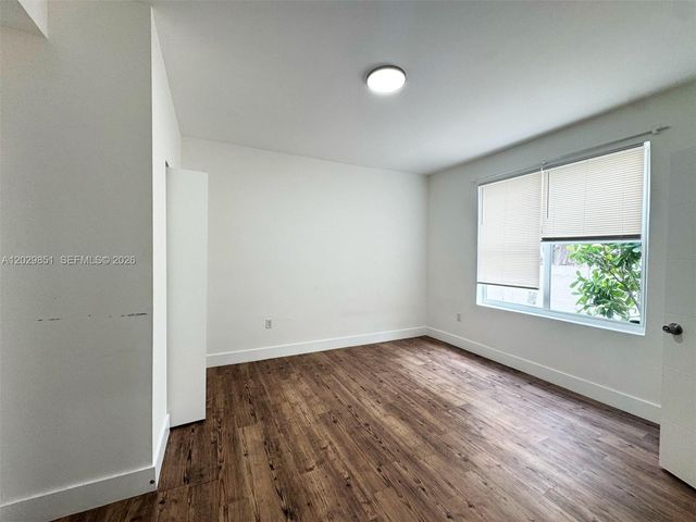 321 SW 9th Ave 4, Miami, FL 33130