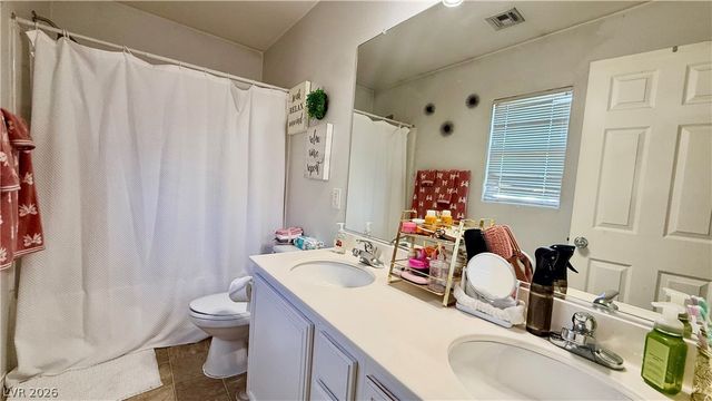 140 Wild Candlenut Court, Las Vegas, NV 89183
