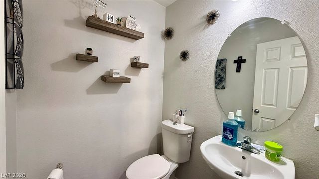 140 Wild Candlenut Court, Las Vegas, NV 89183