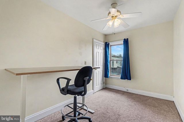 261 DELAWARE ST, Harrisburg, PA 17102