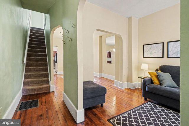 261 DELAWARE ST, Harrisburg, PA 17102
