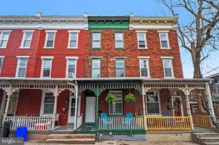 261 DELAWARE ST, Harrisburg, PA 17102