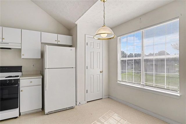 11050 Pebble Brook Court, Hampton, GA 30228