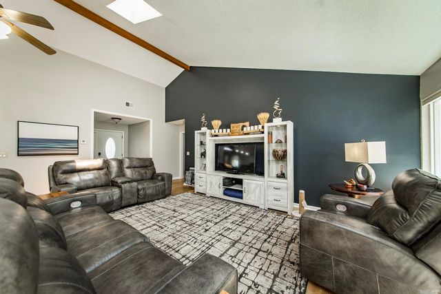 315 Mountain Ranch Dr., Fairfield Bay, AR 72088