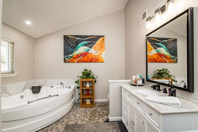 315 Mountain Ranch Dr., Fairfield Bay, AR 72088