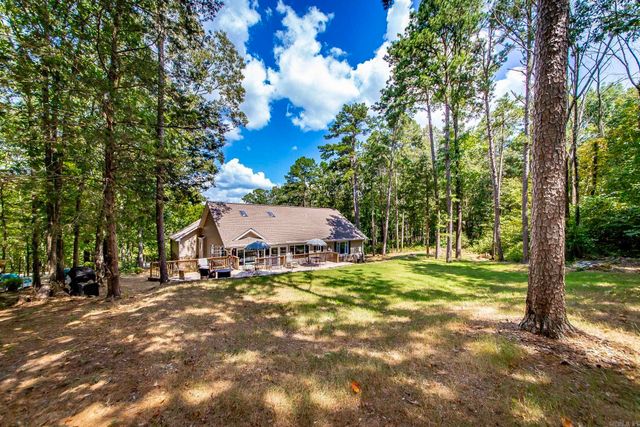 315 Mountain Ranch Dr., Fairfield Bay, AR 72088