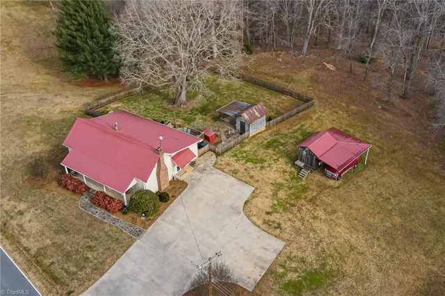 1182 Rosebud Road, Walnut Cove, NC 27052