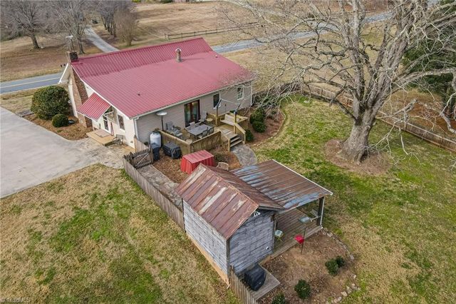 1182 Rosebud Road, Walnut Cove, NC 27052