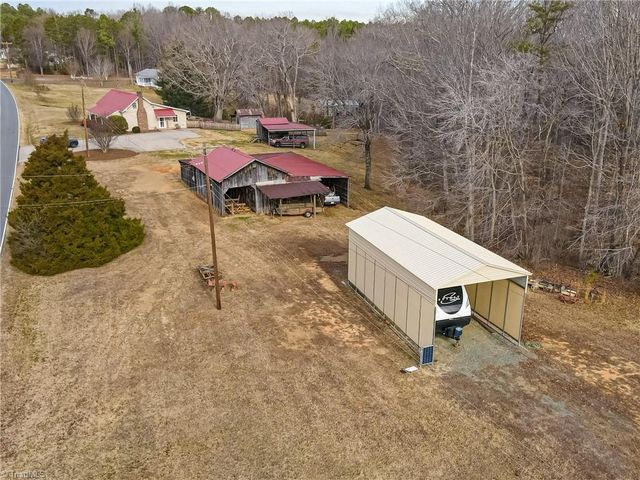 1182 Rosebud Road, Walnut Cove, NC 27052