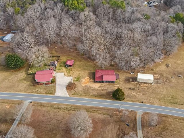 1182 Rosebud Road, Walnut Cove, NC 27052