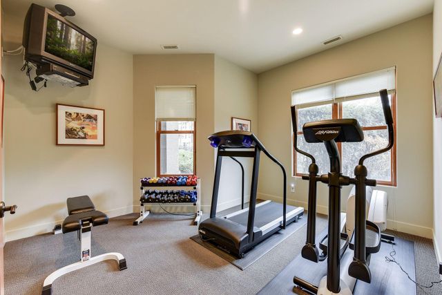 745 Rice Street E, Wayzata, MN 55391