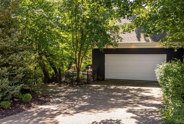 745 Rice Street E, Wayzata, MN 55391