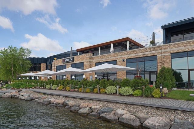 745 Rice Street E, Wayzata, MN 55391