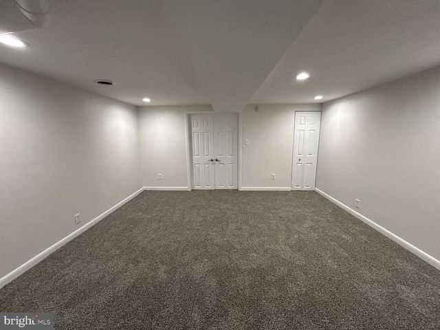 3217 SHANNON DR, Baltimore, MD 21213