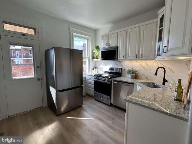 3217 SHANNON DR, Baltimore, MD 21213