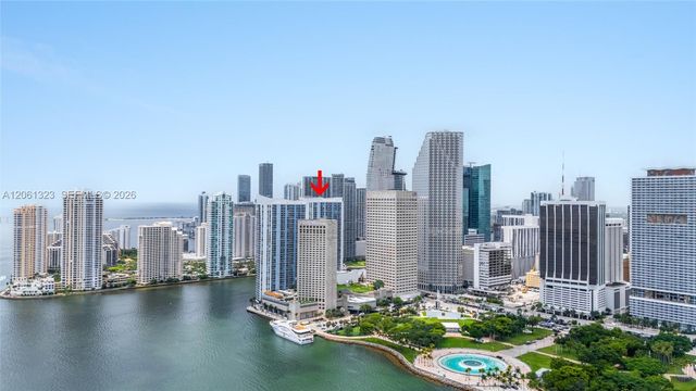 325 S Biscayne Boulevard 2219, Miami, FL 33131