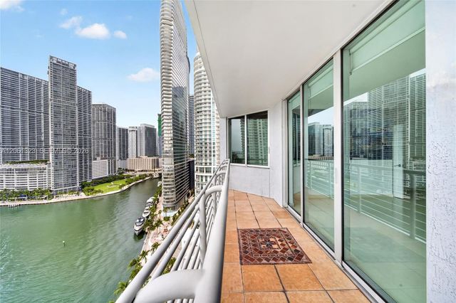 325 S Biscayne Boulevard 2219, Miami, FL 33131