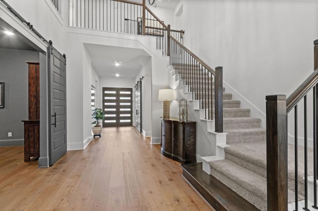 902 Falcon Hollow Lane, Pinehurst, TX 77362