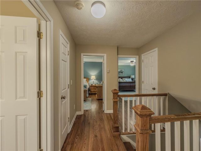 733 Ridgeview Drive SW, Lilburn, GA 30047