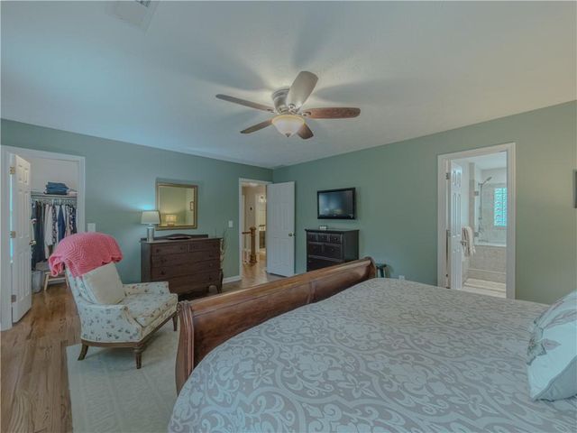 733 Ridgeview Drive SW, Lilburn, GA 30047