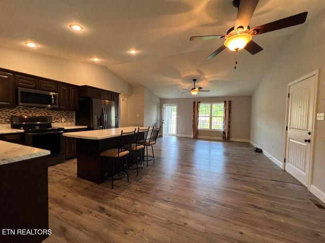 198 Altina Circle, New Tazewell, TN 37825